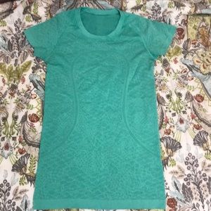 Lululemon Swiftly Tech